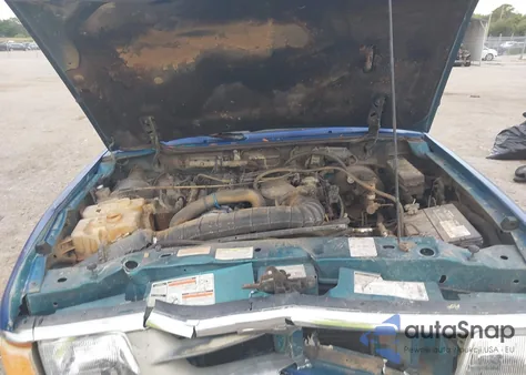 1996 Ford Ranger Super Cab z USA, uszkodzony, nr VIN 1FTCR14U6TPB06597